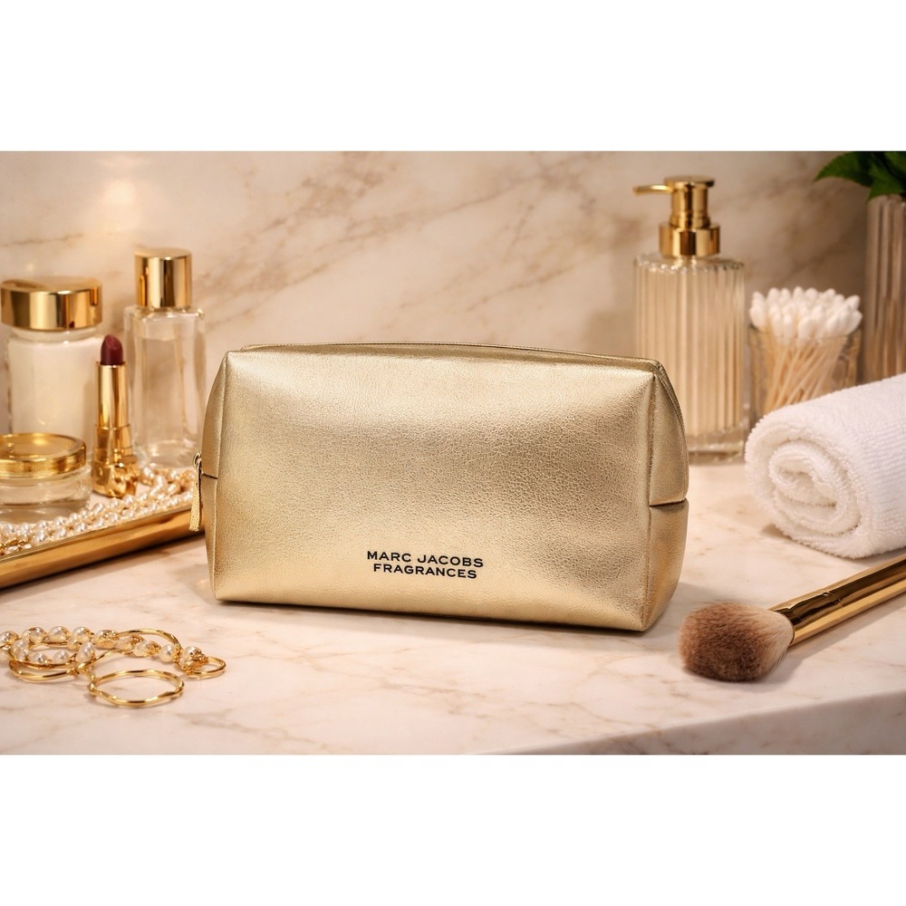 MARC JACOBS FRAGRANCES Gold Color Makeup Toiletry Cosmetic Travel Bag Pouch